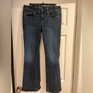 Like new! Ladies American Eagle Jeans. Size 12.